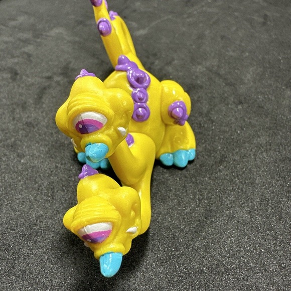 Mix 'Em Up Monsters Gropple Loose Action Figure McDonald's 1986 2 Headed - Picture 5 of 7
